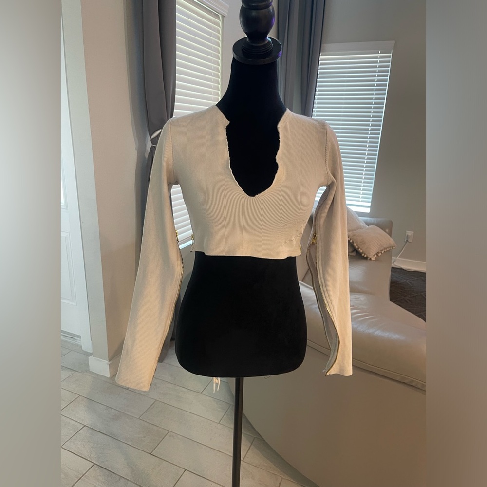 Tordrobes Fitted zipper cropped ribbed long sleeve top Sz M